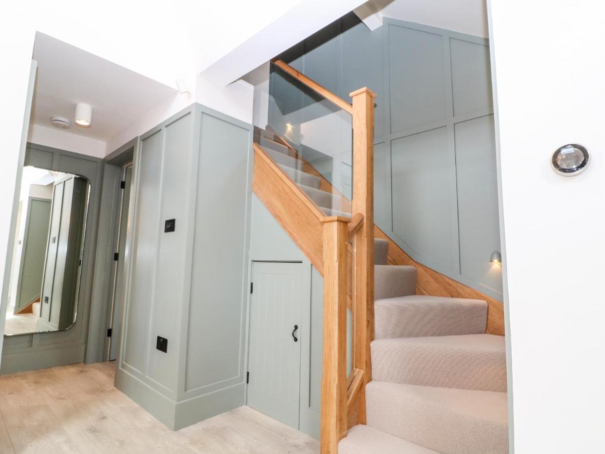 12 Manor Farm Close 킹햄 외부 사진