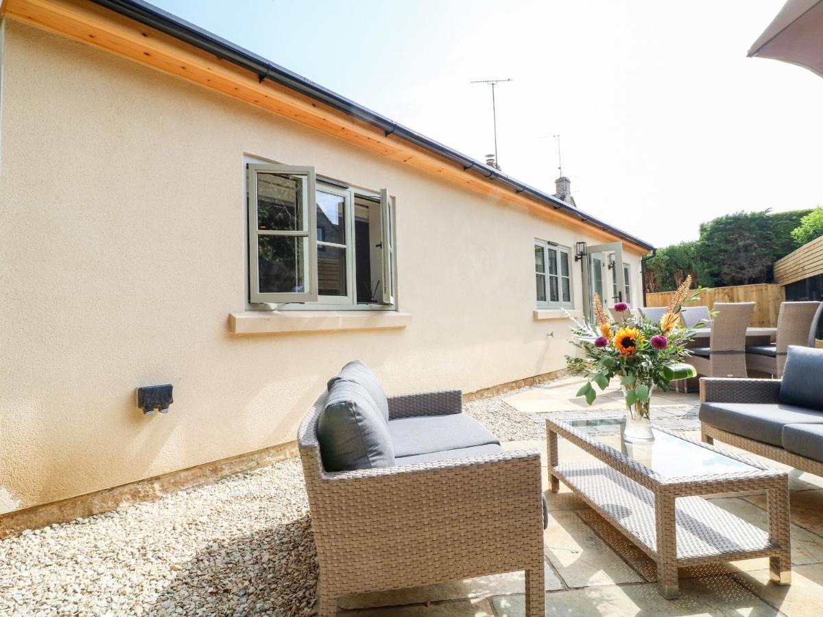 12 Manor Farm Close 킹햄 외부 사진