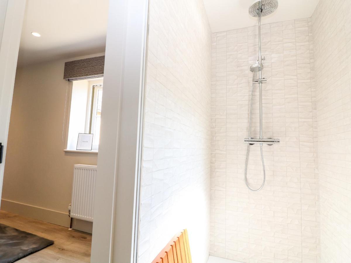12 Manor Farm Close 킹햄 외부 사진