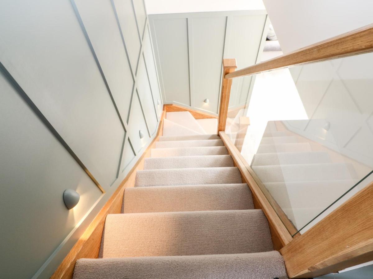 12 Manor Farm Close 킹햄 외부 사진